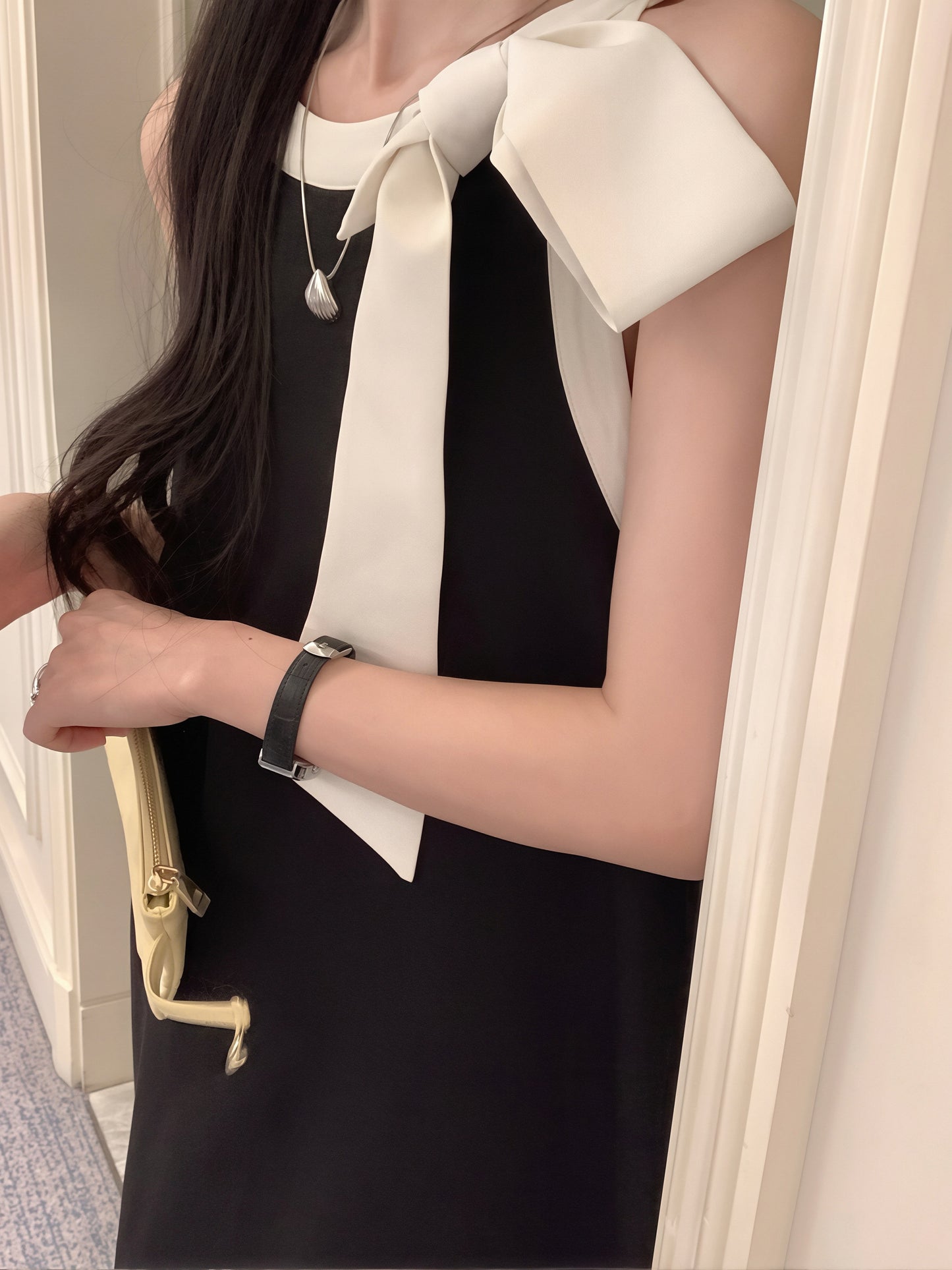 【dress】リボン付きノースリーブワンピース Q8876
