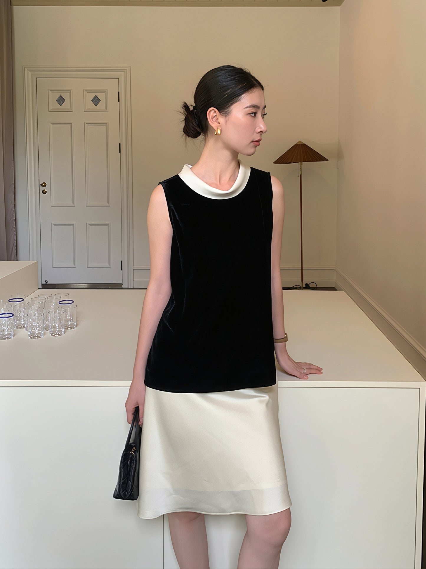 【tops】ベルベットノースリーブ配色トップス Q8751