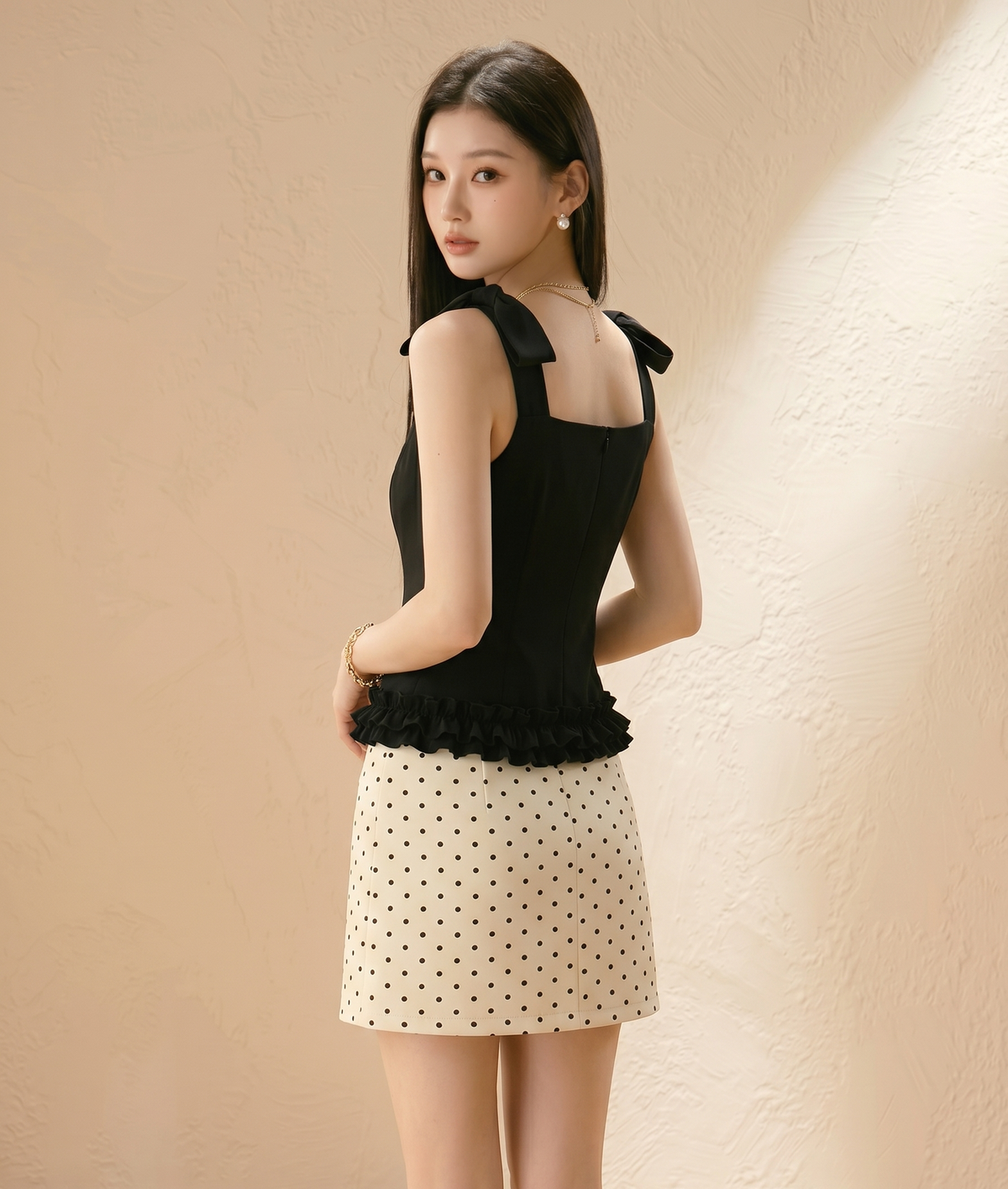 【set】ショルダーリボンフリルトップス×ドットスカートセット   N3708