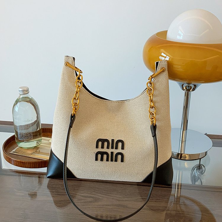 【小物】英字柄ショルダーバッグF8173