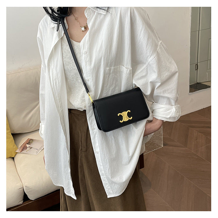 【小物】4色メッセンジャーバッグF7692