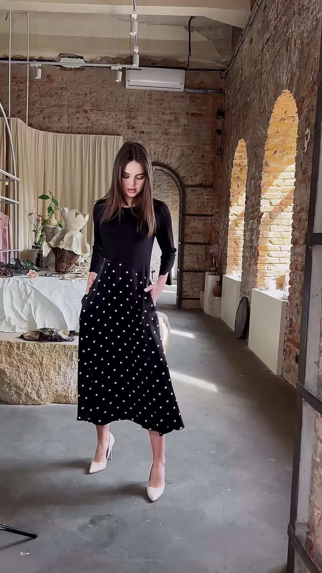 【dress】ラウンドネックドット柄切り替えワンピースF8120