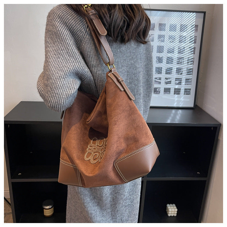 【小物】大容量ショルダーバッグG21772