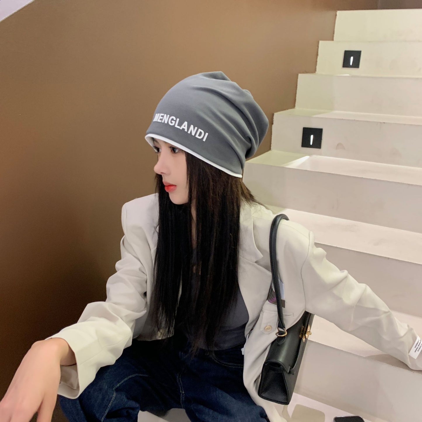 【小物】小顔効果 英字柄帽子G23371