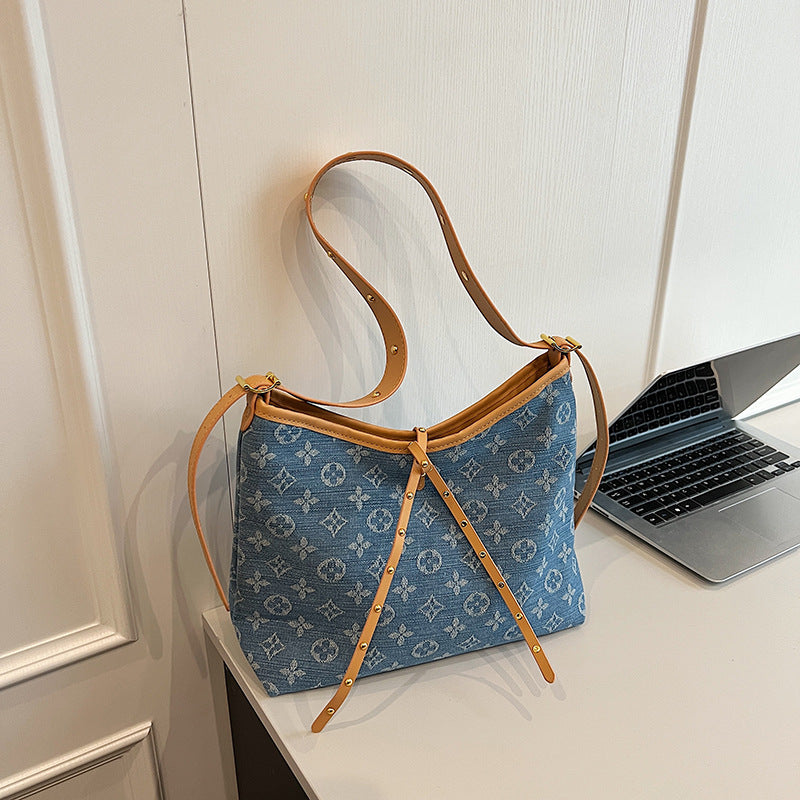 【小物】大容量ショルダーバッグF7784