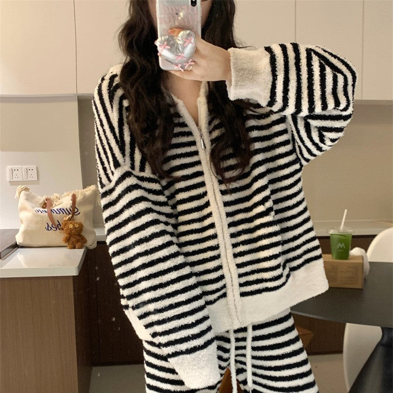 【ホーム・生活】秋冬厚手裏起毛ストライプ柄上下セットルームウェアパジャマG24581