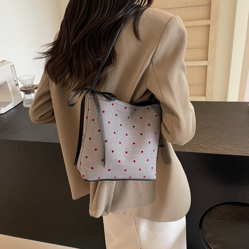 【小物】ボウタイバケツ型バッグF8077