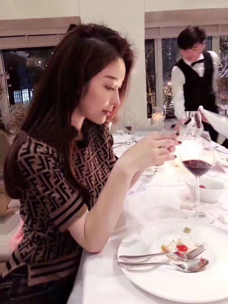 【tops】英字柄柄ニットTシャツG21666