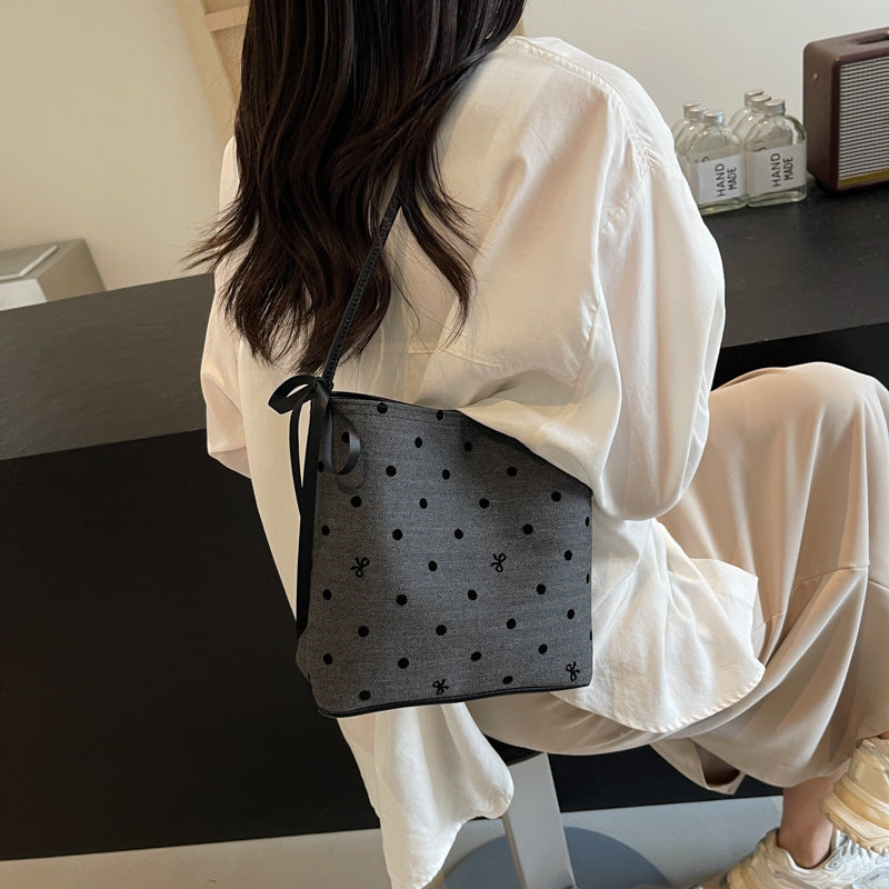 【小物】ボウタイバケツ型バッグF8077