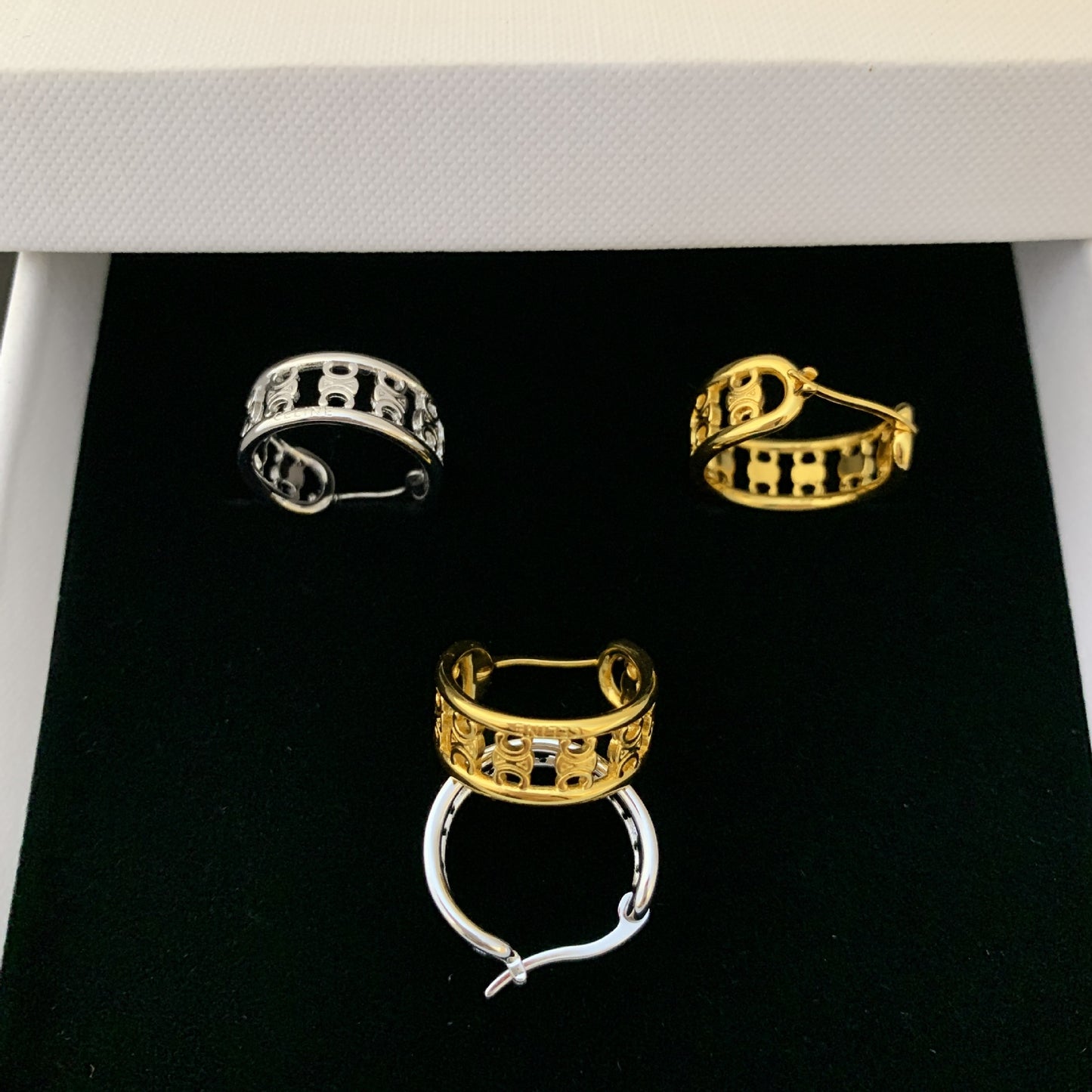 【小物】英字柄ピアスアクセサリーG21629