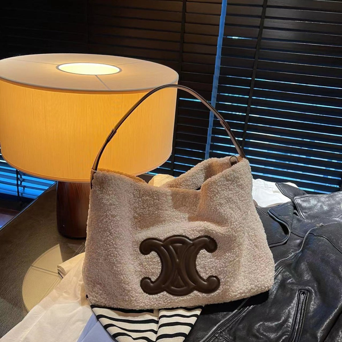 【小物】4色ふわふわトートバッグF8397