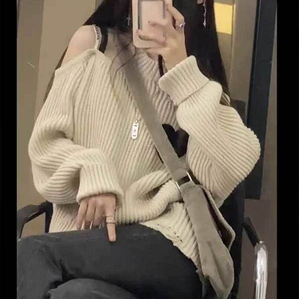 【tops】オープンショルダーニットセーターG23235