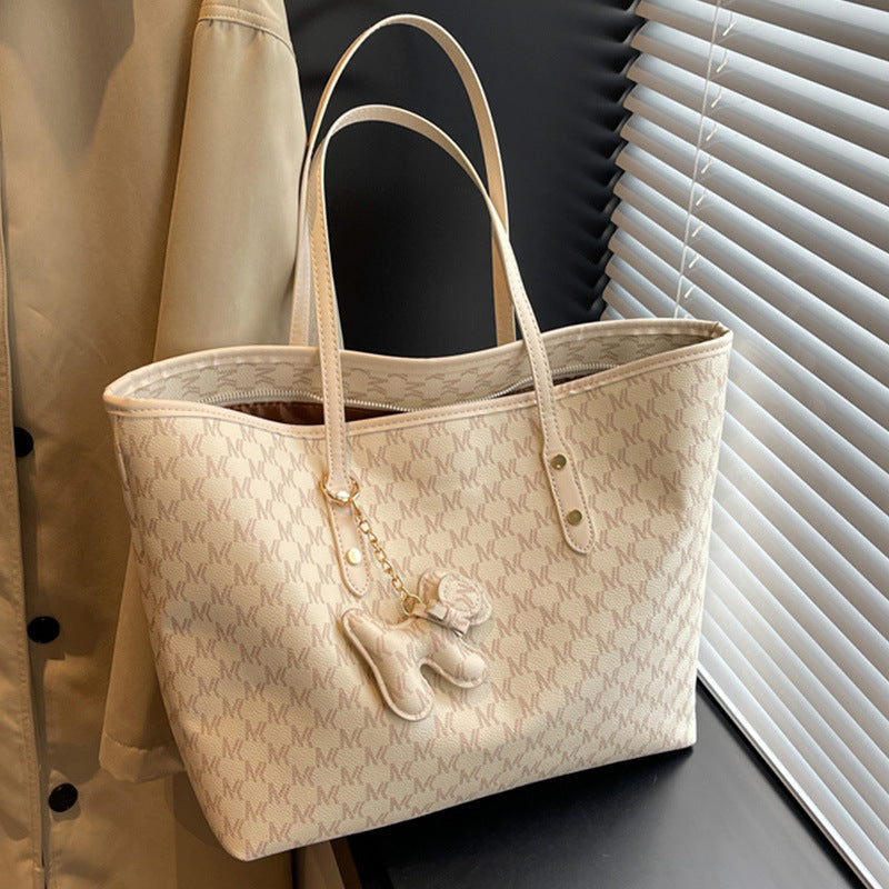 【小物】3色大容量ショルダーバッグF8175