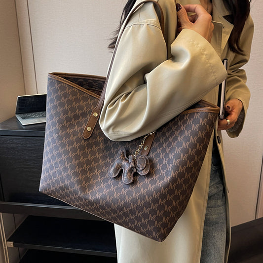 【小物】3色大容量ショルダーバッグF8175