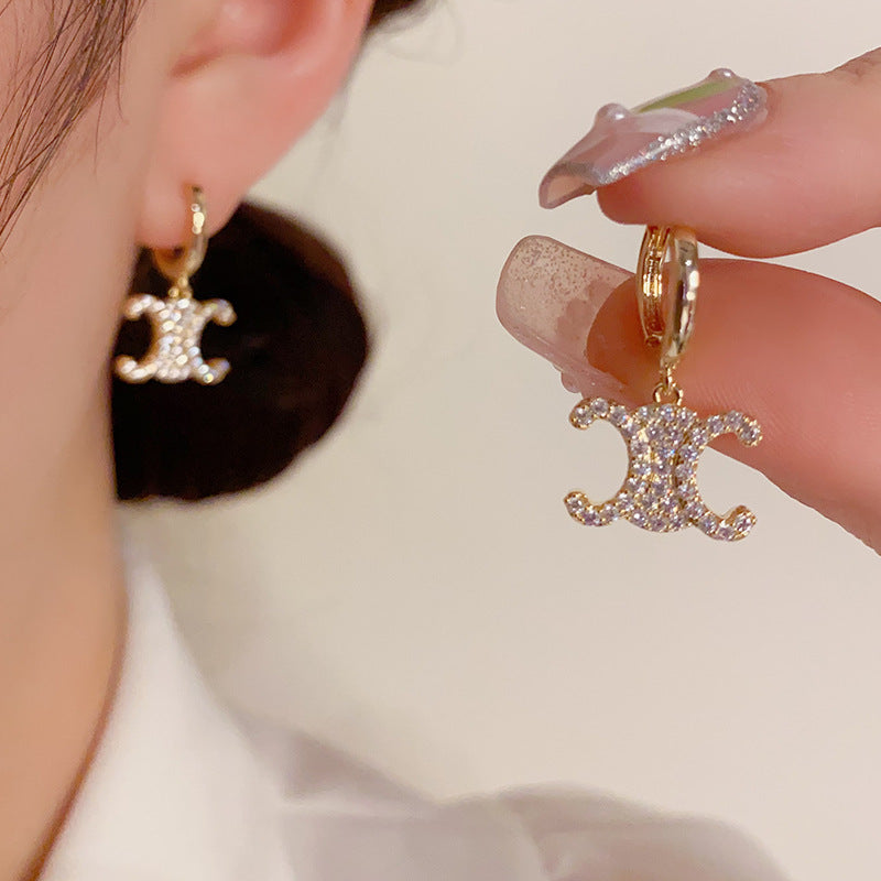 【小物】英字柄ピアスアクセサリーG21628