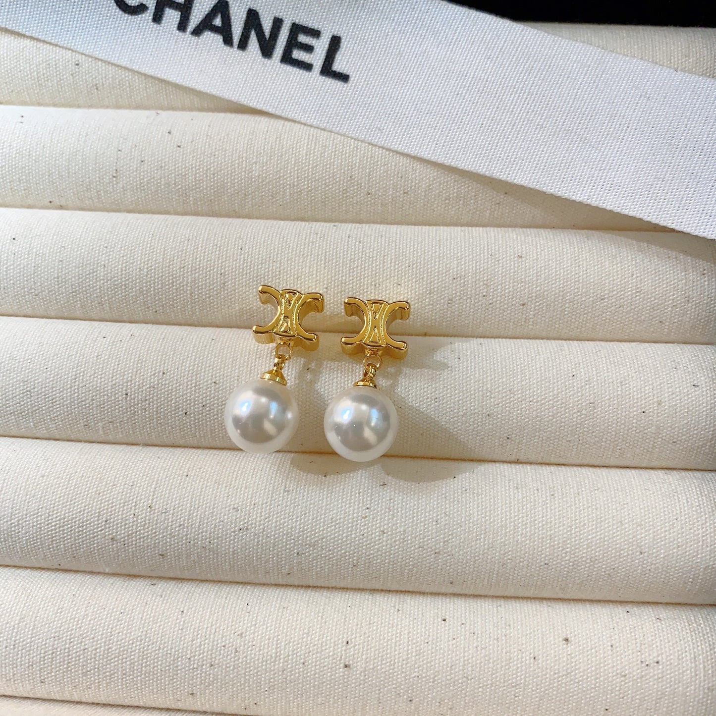 【小物】英字柄ピアスアクセサリーF8059