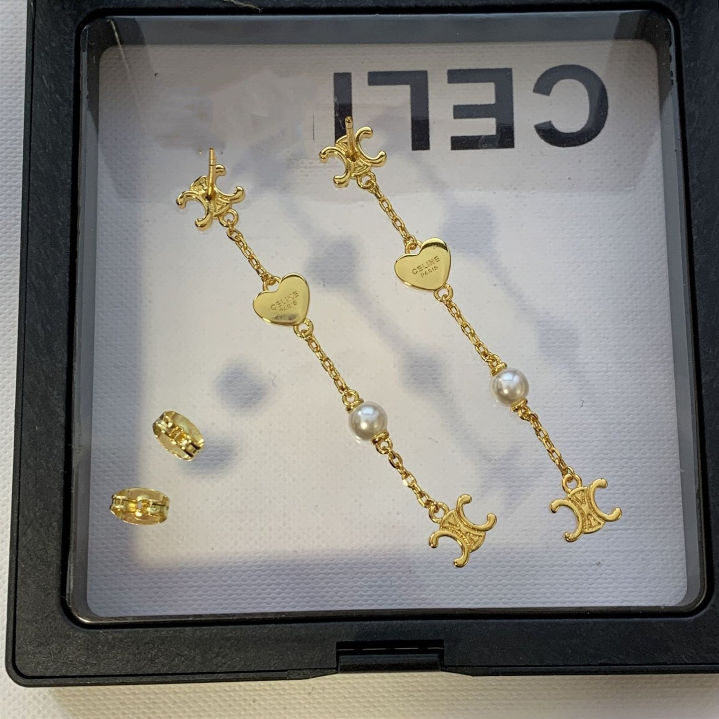 【小物】英字柄パールピアスアクセサリーG21625