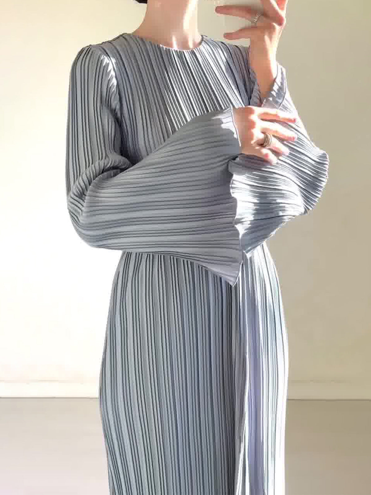 【dress】ラウンドネックフレアスリーブワンピースF8119