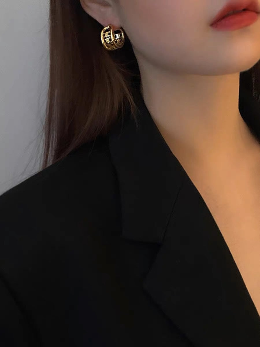 【小物】英字柄ピアスアクセサリーG21629