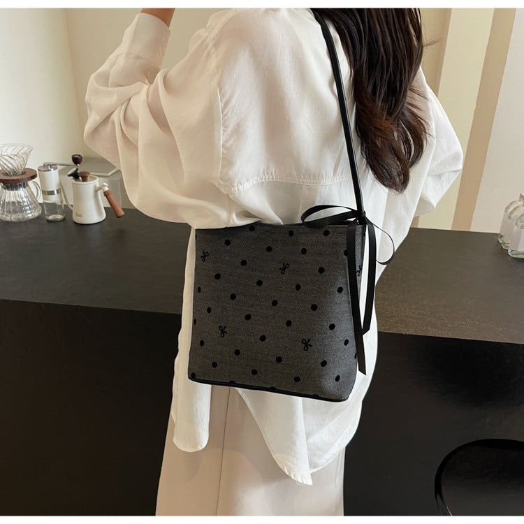 【小物】ボウタイバケツ型バッグF8077