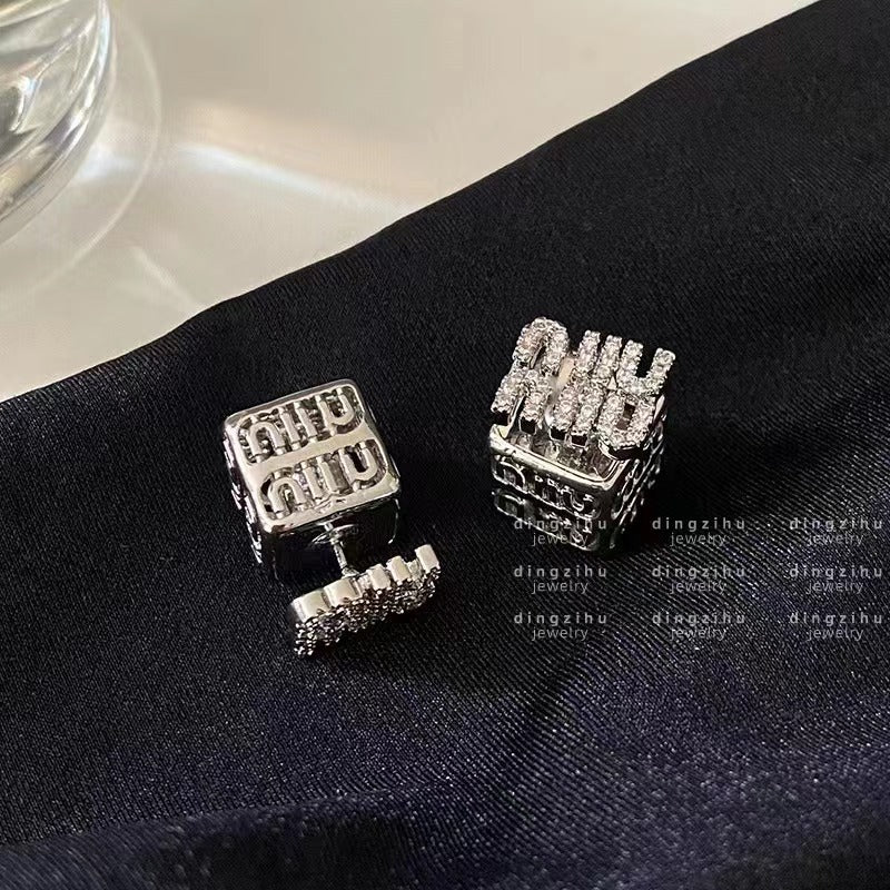 【小物】キラキラピアスアクセサリーF8064