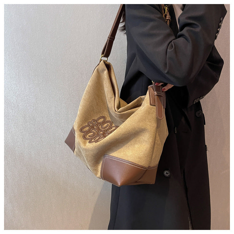 【小物】大容量ショルダーバッグG21772