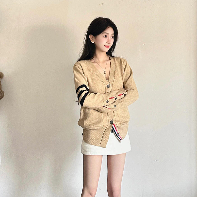 【outer】VネックニットカーディガンG23516