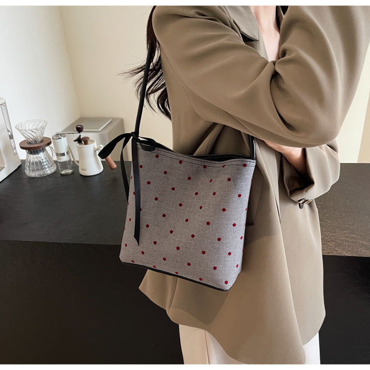 【小物】ボウタイバケツ型バッグF8077