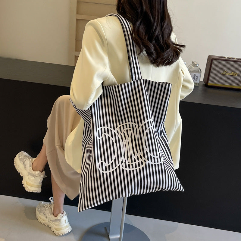 【小物】大容量ハンドバッグG21589