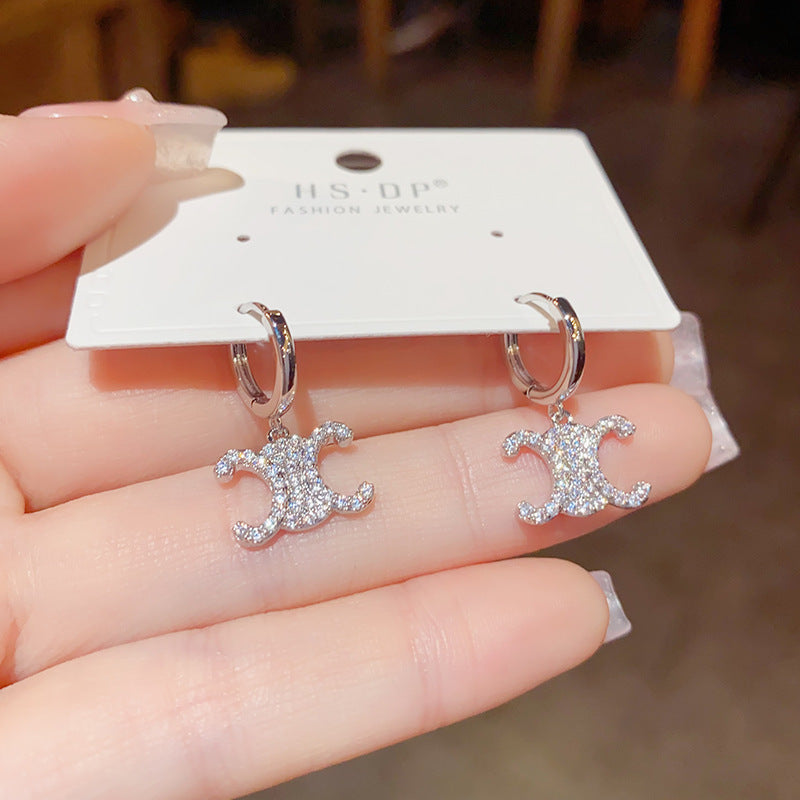 【小物】英字柄ピアスアクセサリーG21628