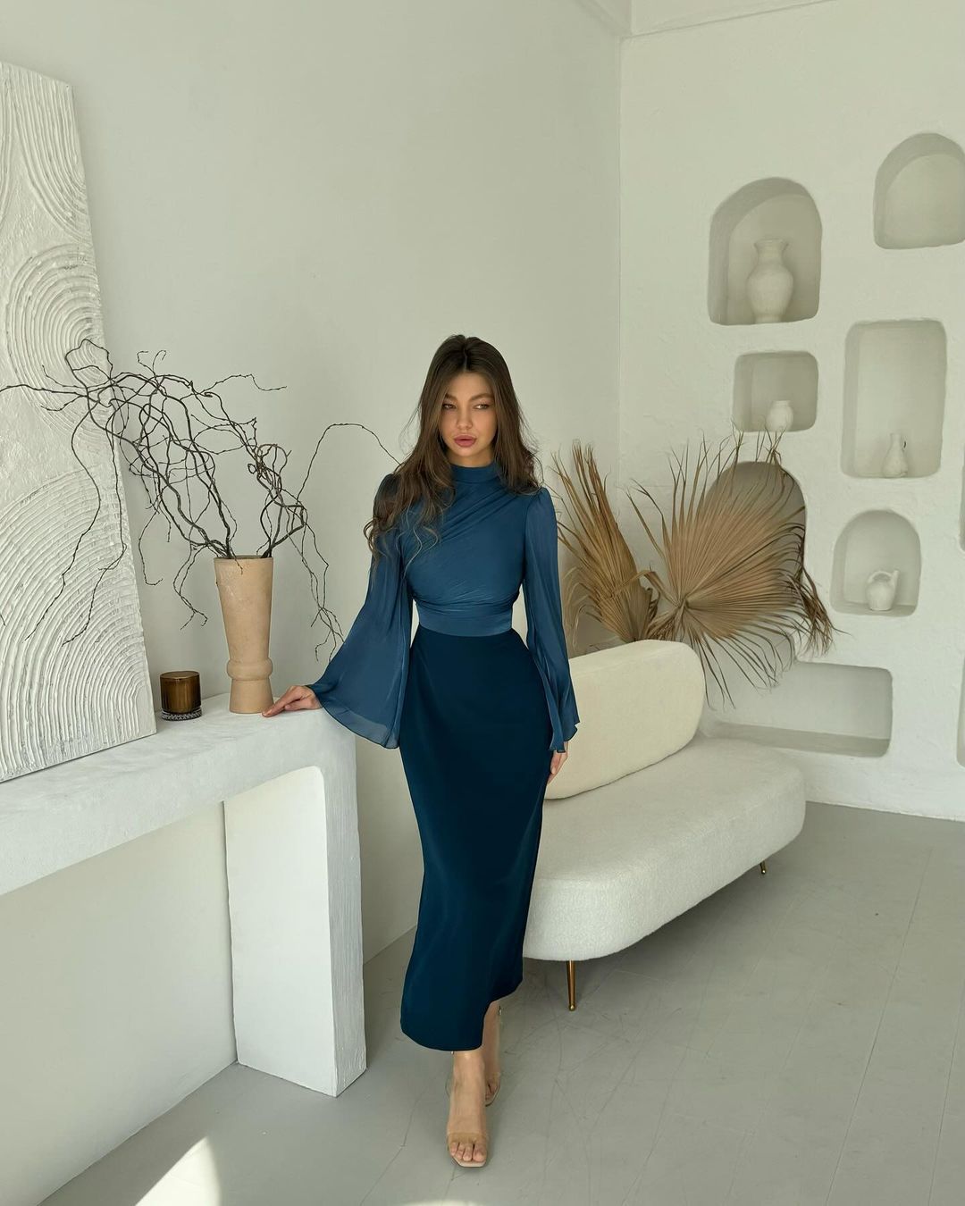 【dress】長袖ウェスト絞りロング丈ワンピースF8003