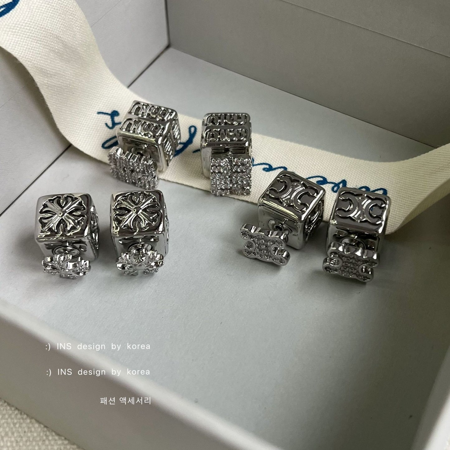 【小物】キラキラピアスアクセサリーF8064