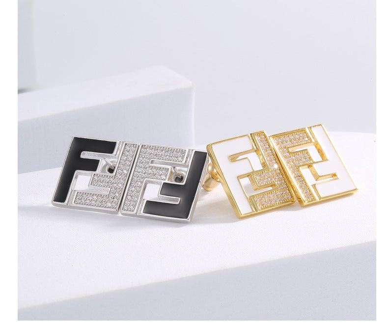 【小物】クラシックピアスアクセサリーG22165