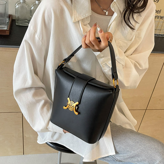 【小物】2色バケツ型バッグF7834