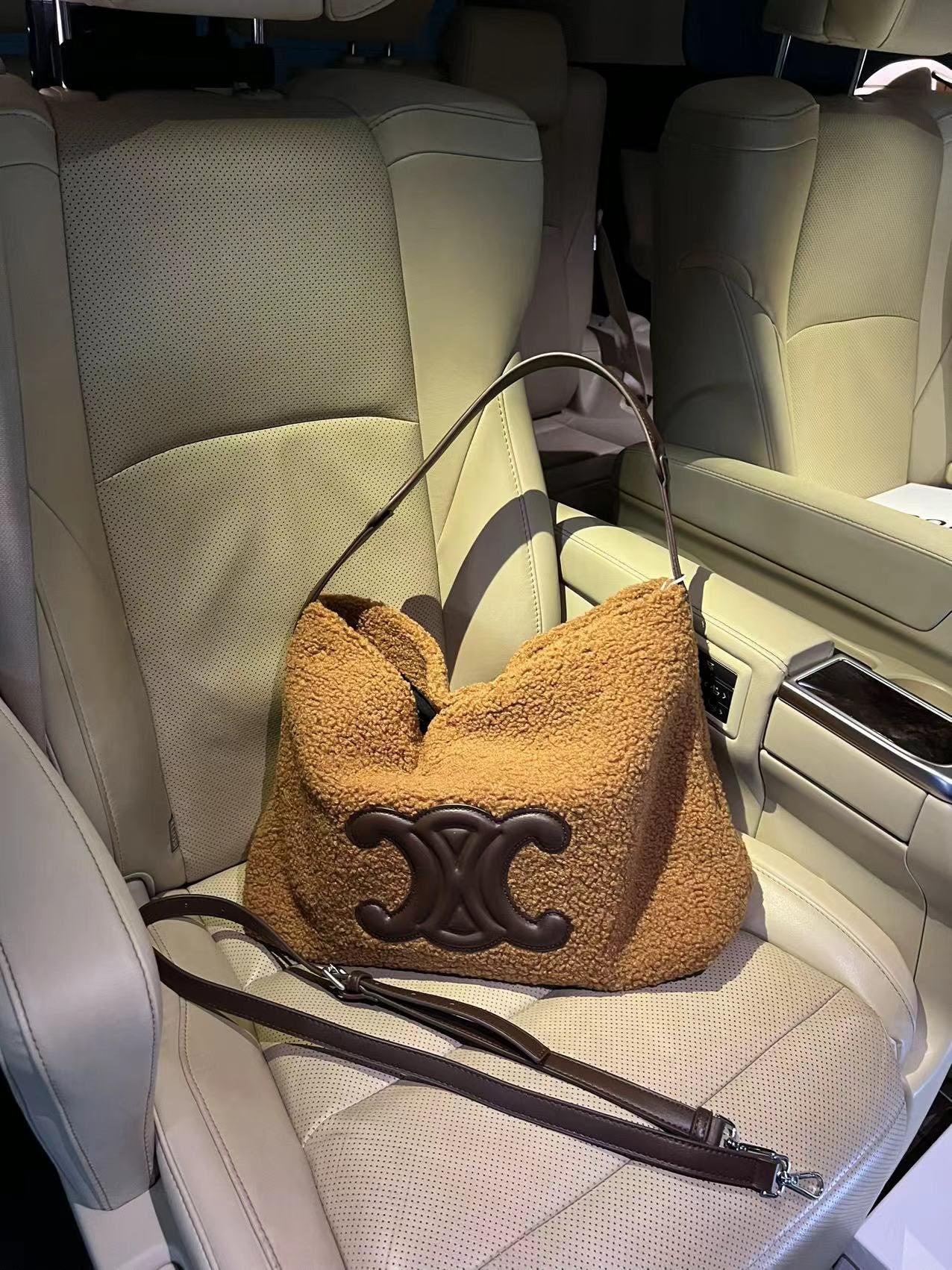 【小物】4色ふわふわトートバッグF8397