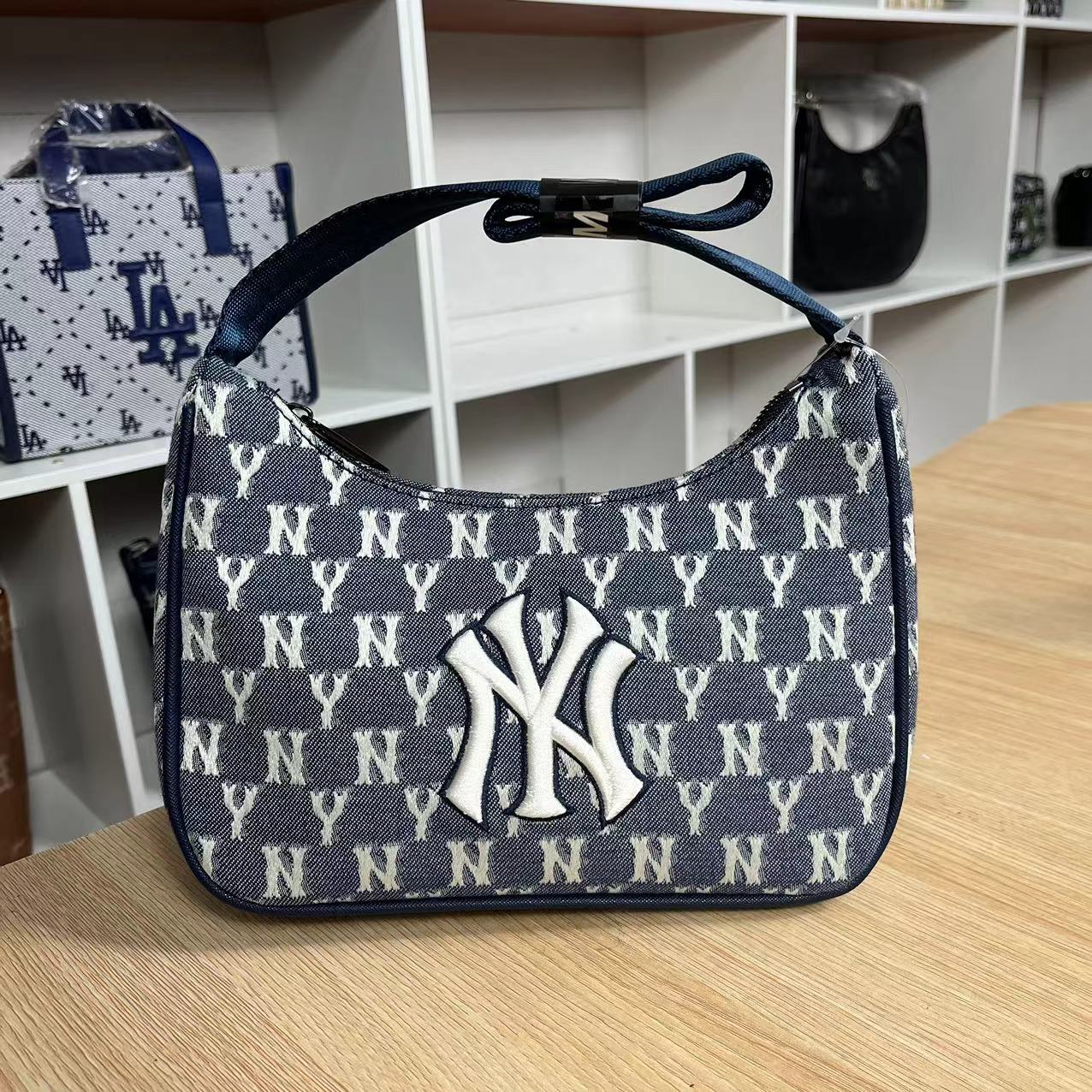 【小物】4色ショルダーバッグF8115