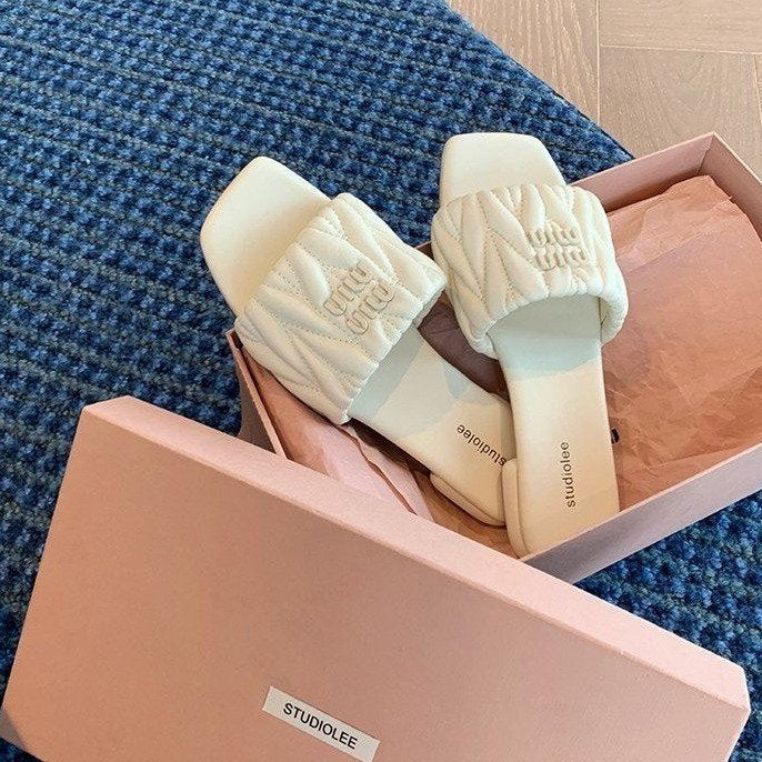 【shoes】4色スクエアトゥサンダルスリッパF7695
