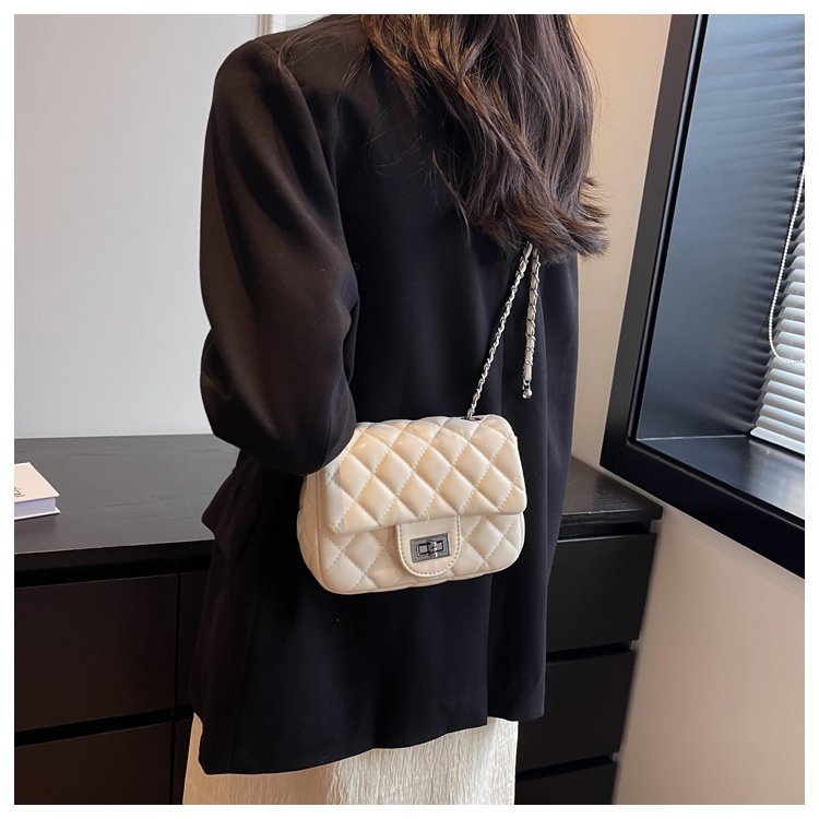 【小物】3色メッセンジャーバッグF8125