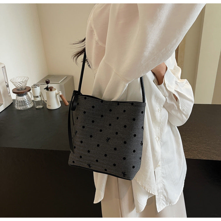 【小物】ボウタイバケツ型バッグF8077