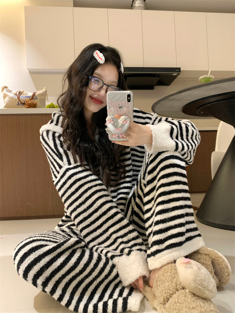 【ホーム・生活】秋冬厚手裏起毛ストライプ柄上下セットルームウェアパジャマG24581