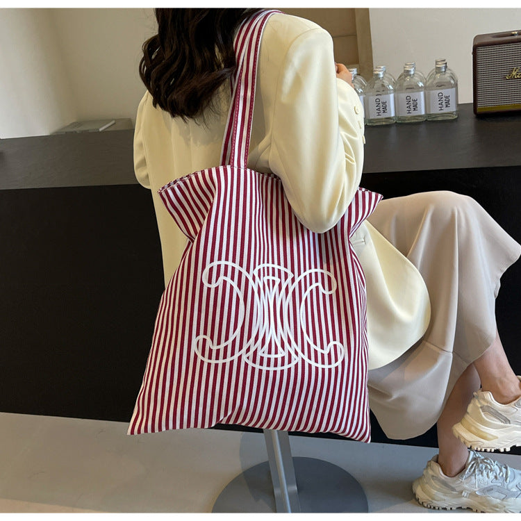 【小物】大容量ハンドバッグG21589