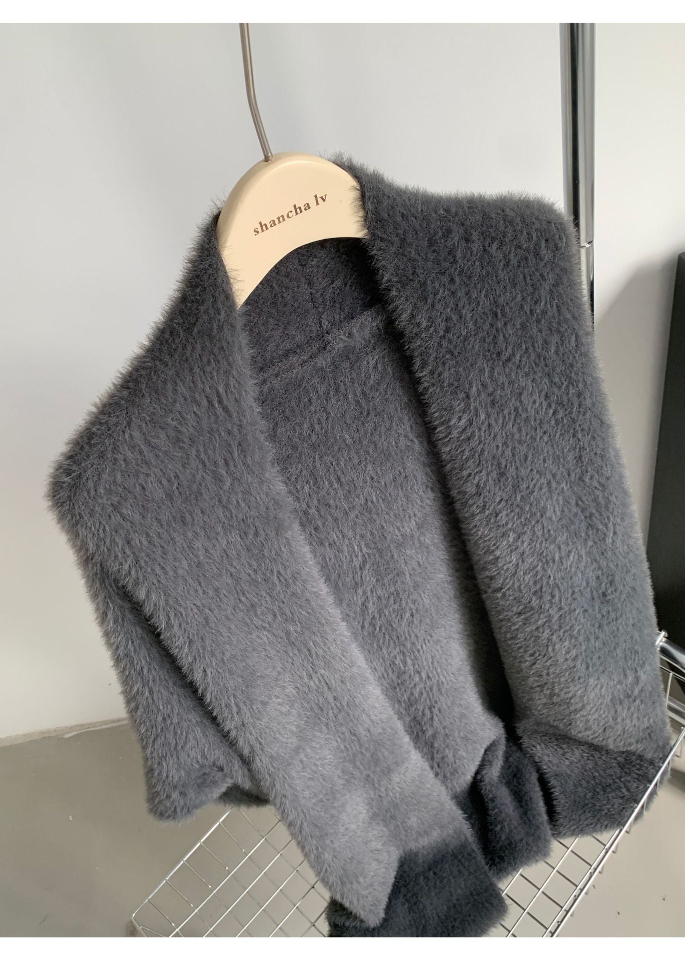 【outer】ゆったり厚手ニットカーディガンG23702