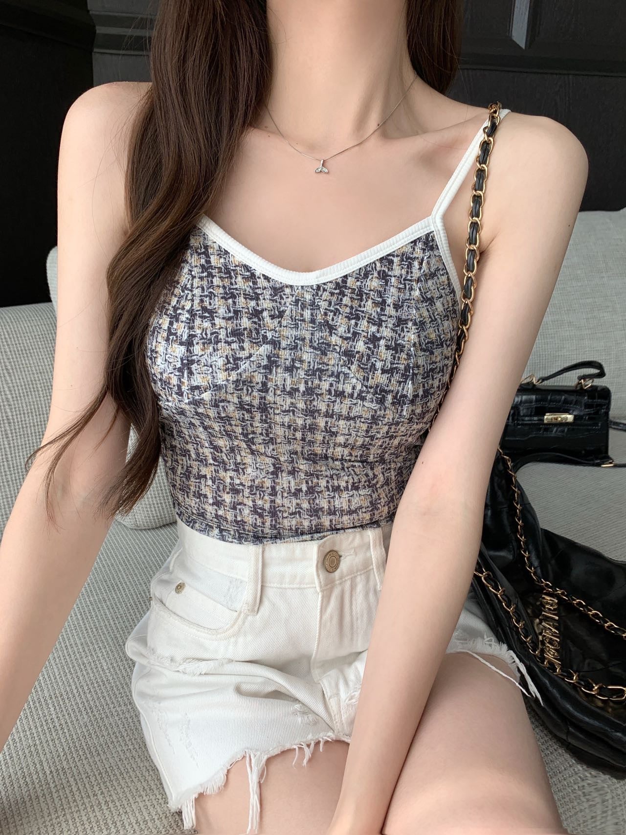 【tops】4色VネックタンクトップF7594