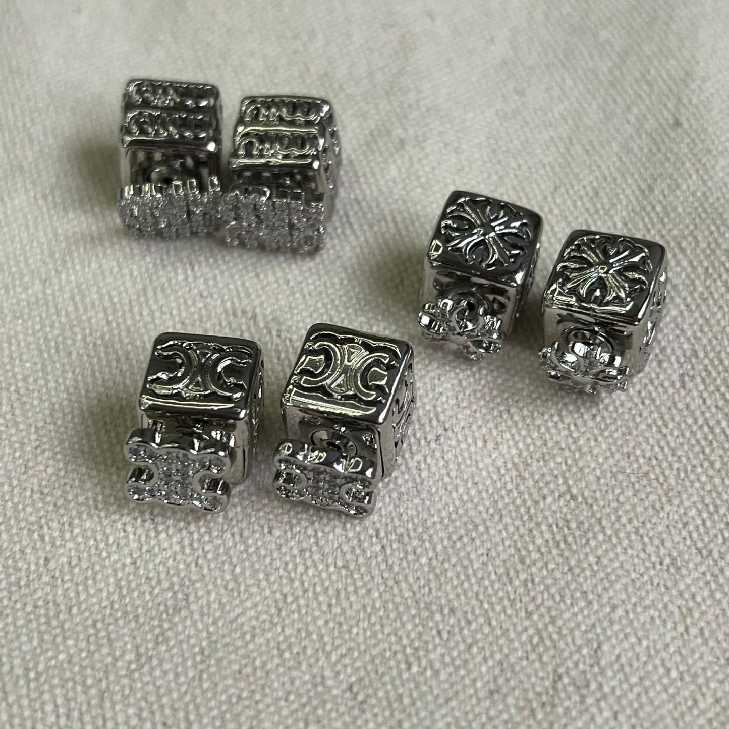 【小物】キラキラピアスアクセサリーF8064