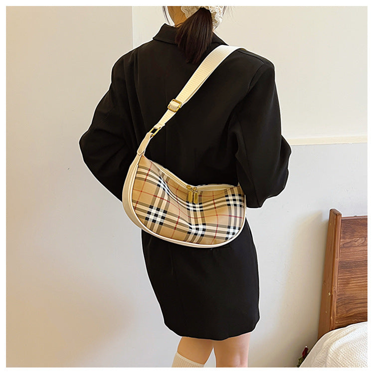 【小物】チェック柄ショルダーバッグ2サイズ選択可G23510
