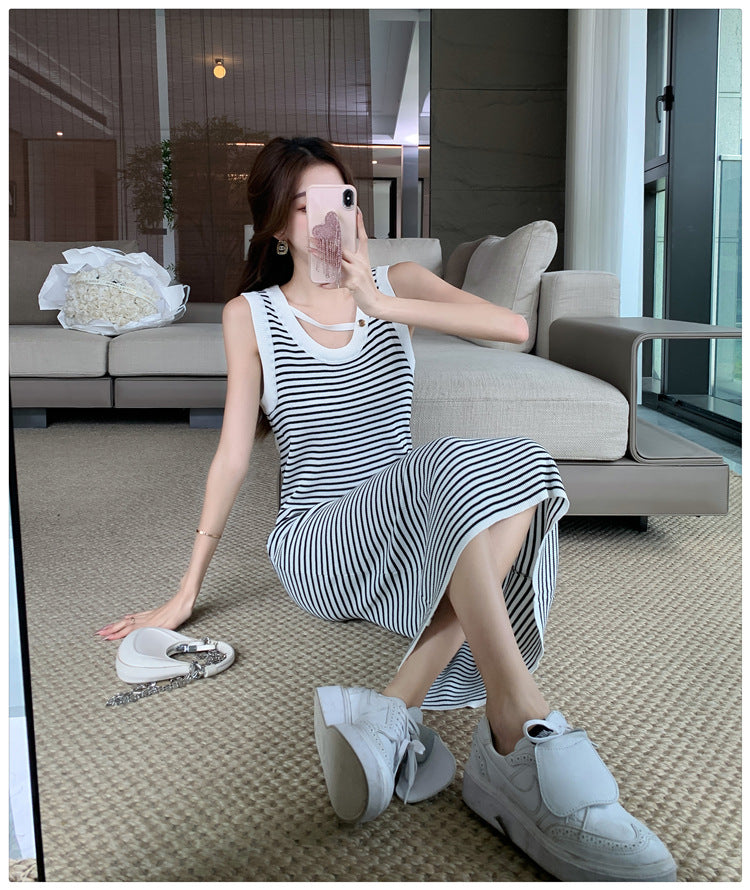 【dress】UネックノースリーブニットワンピースG21835