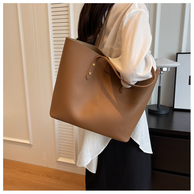 【小物】4色大容量ショルダーバッグF8174