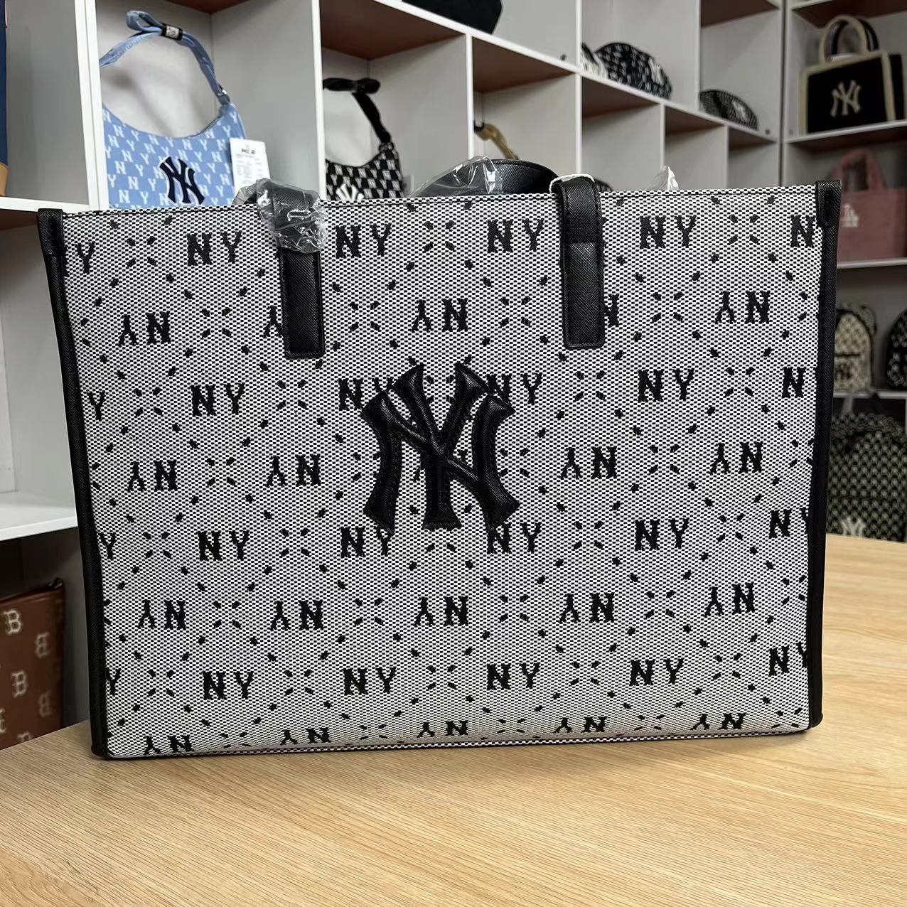 【小物】3色大容量バッグF8113