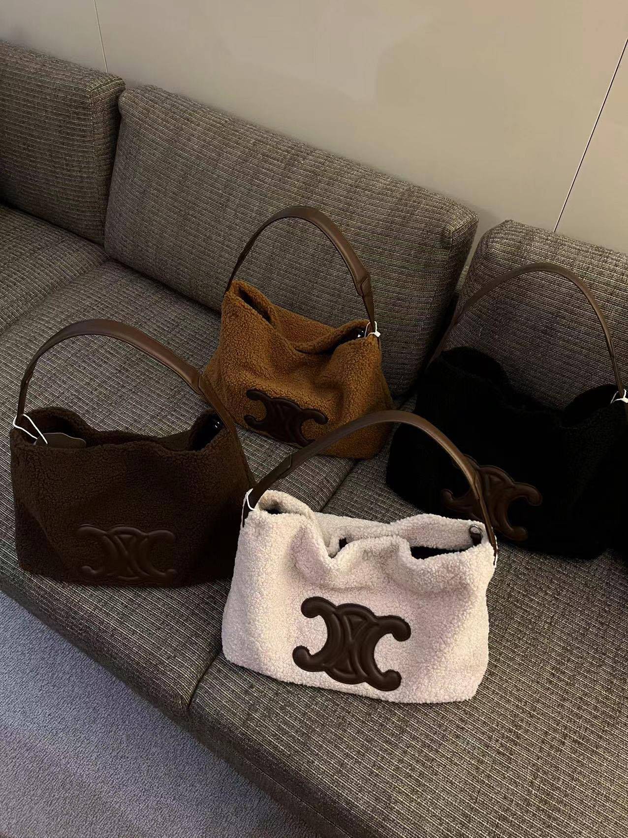 【小物】4色ふわふわトートバッグF8397