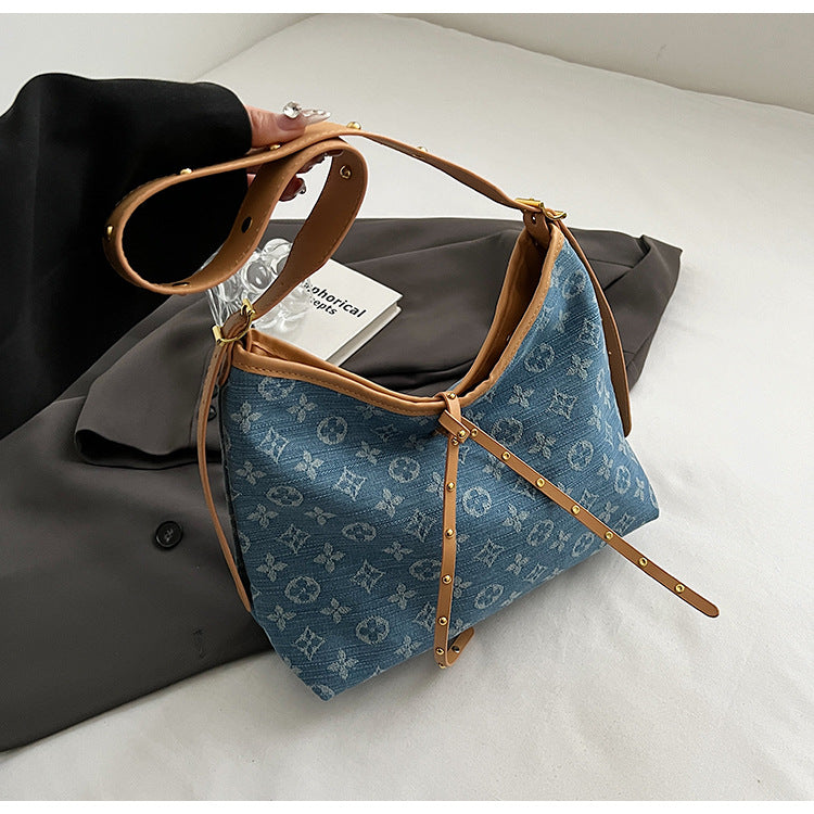 【小物】大容量ショルダーバッグF7784